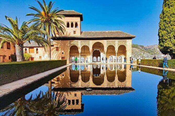 Alhambra, Generalife & Nasrid Palaces Direct Access Tour